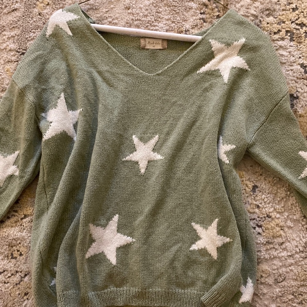 Altard star green star sweater size xs!